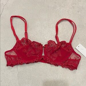 NWT Lise Charmel Elegant Red Lace Bralette